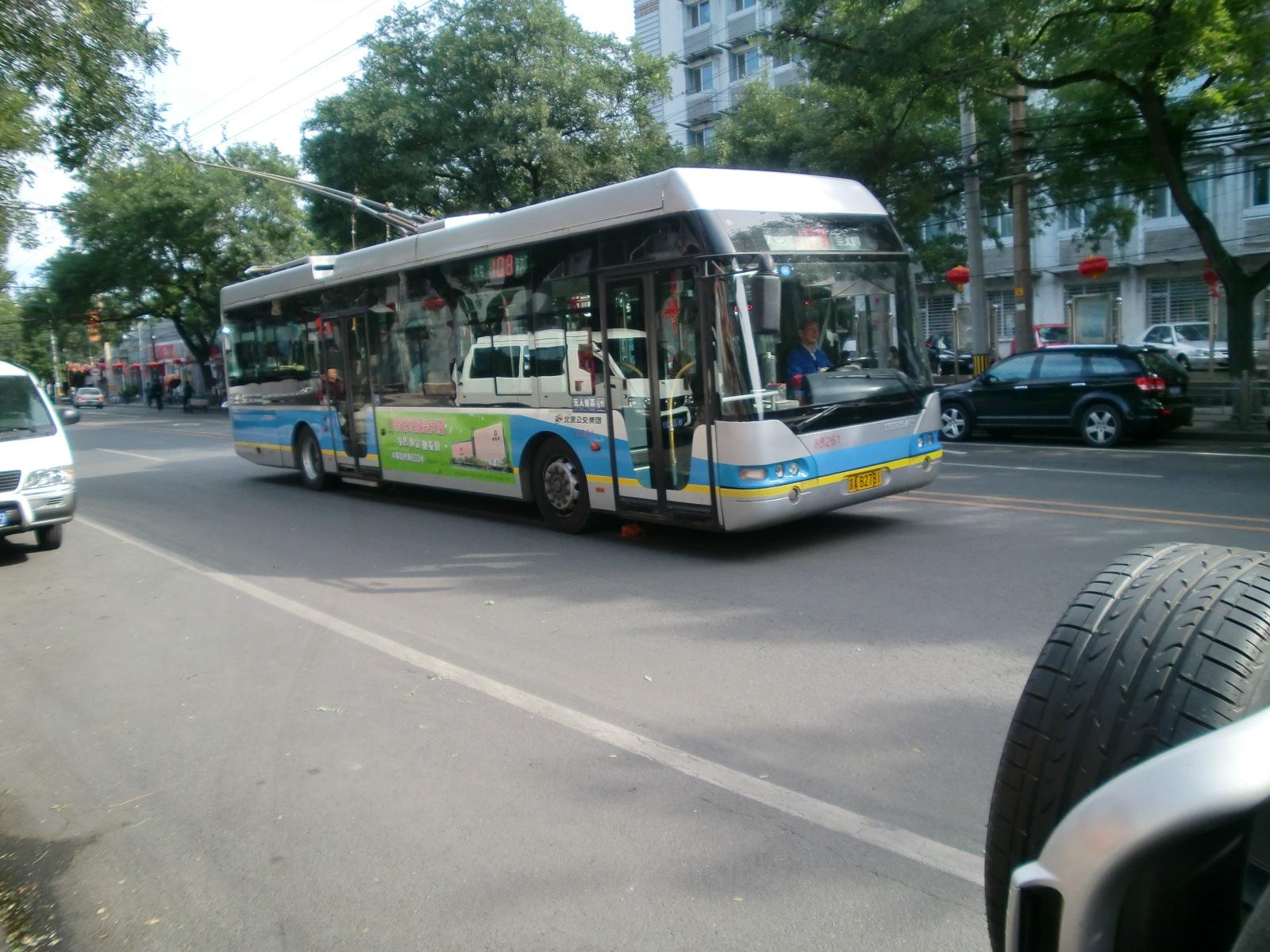 �Ԃ͉E���ʍs�ŕГ�3�Ԑ������ʂł��B�܂��A�����̍L�����\���ł��B