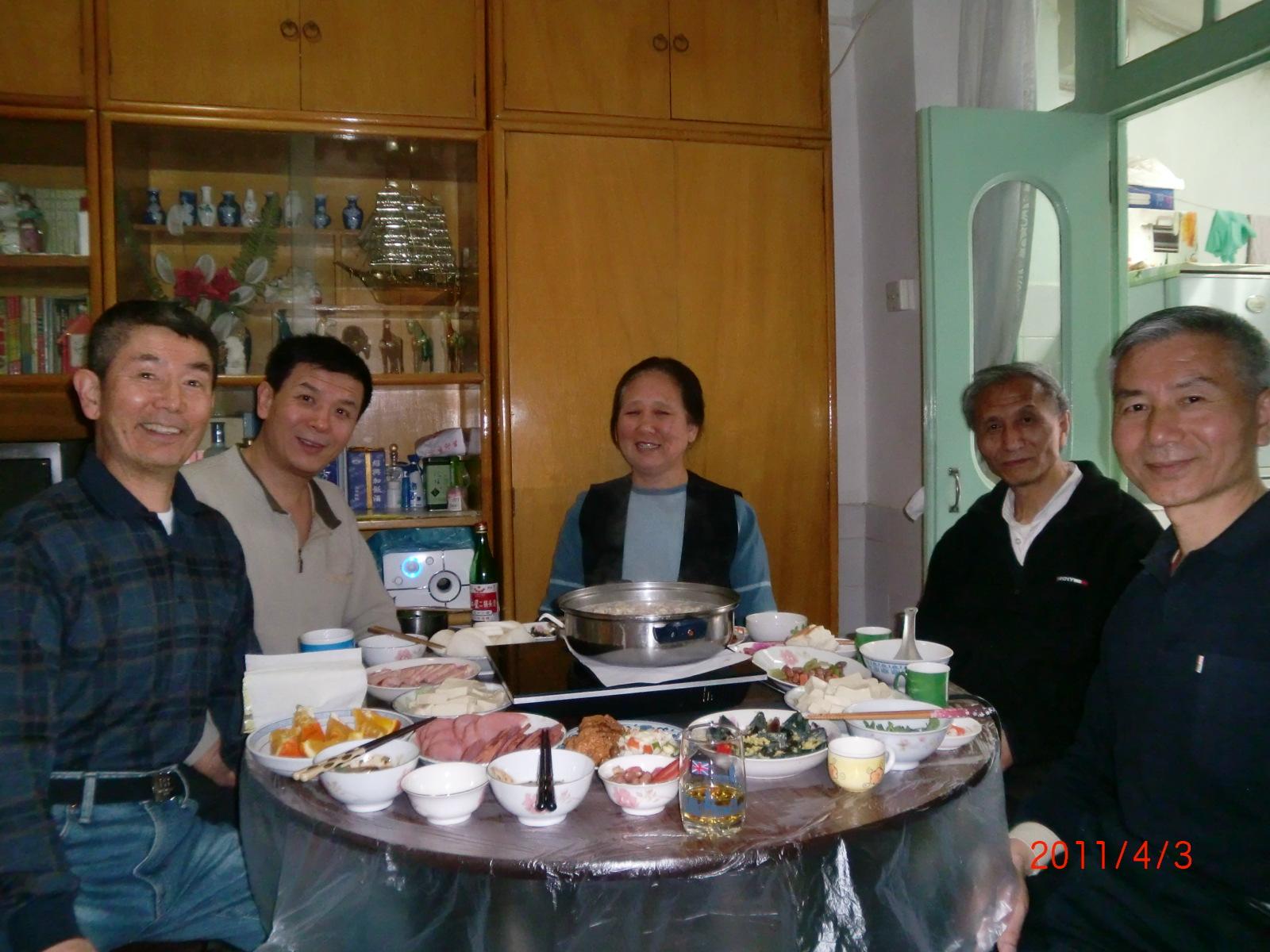 ���ƎO�Z��ƒ��Z�̉�����B