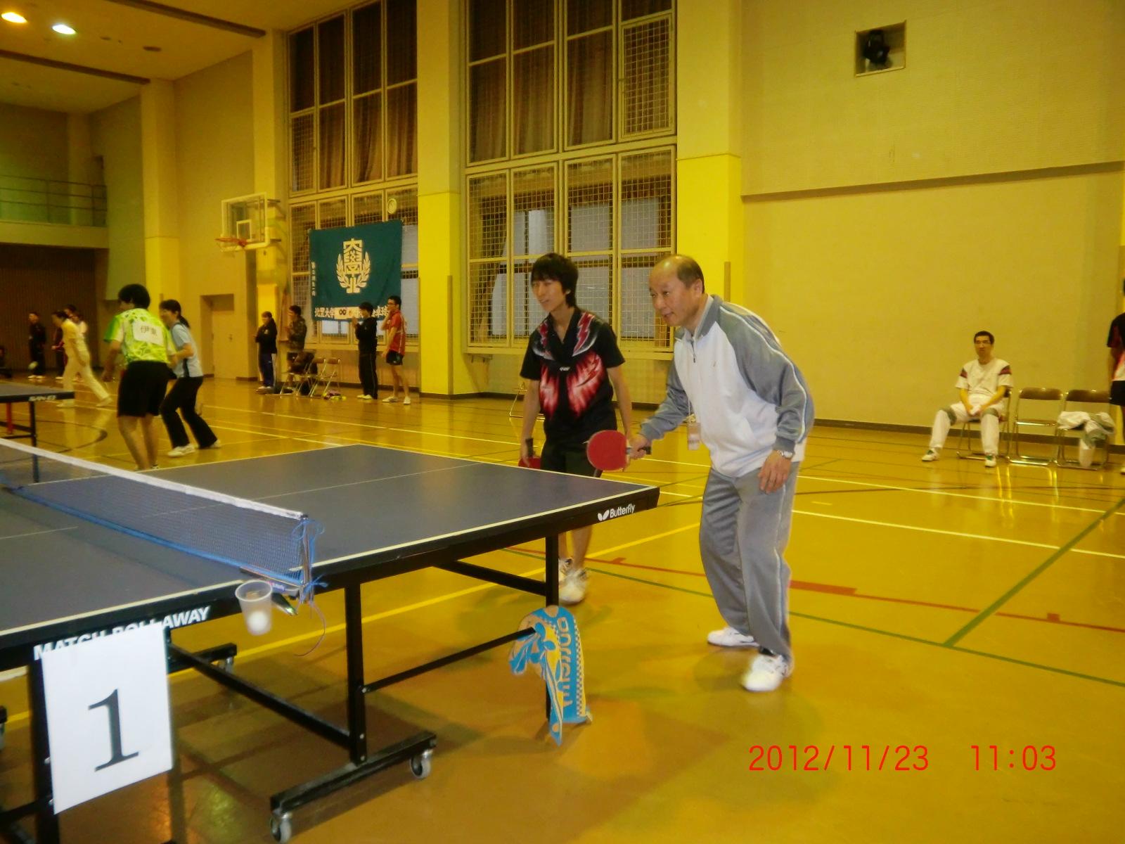 ���сA����g